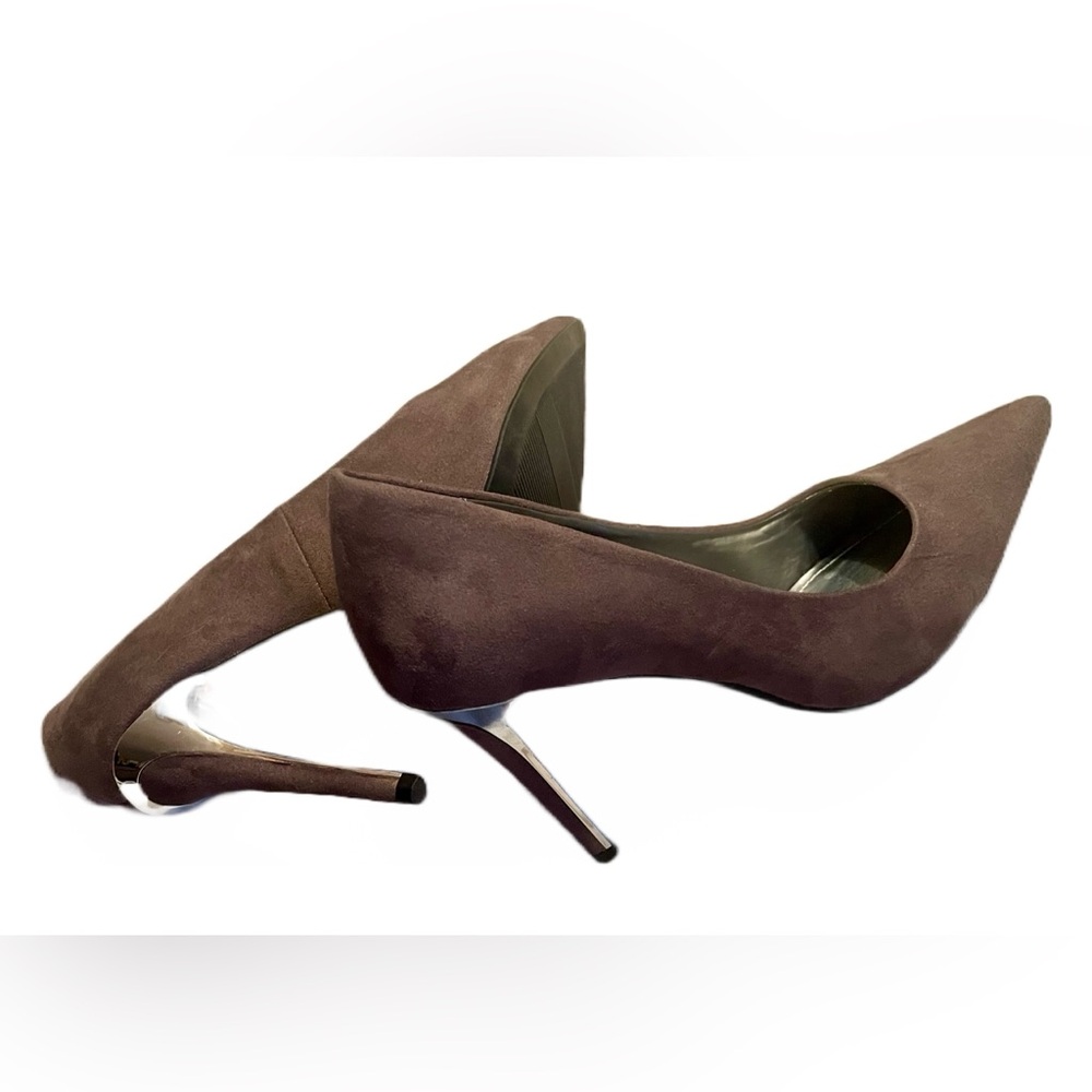 Jennifer Lopez Grey suede high heels - Picture 4 of 6